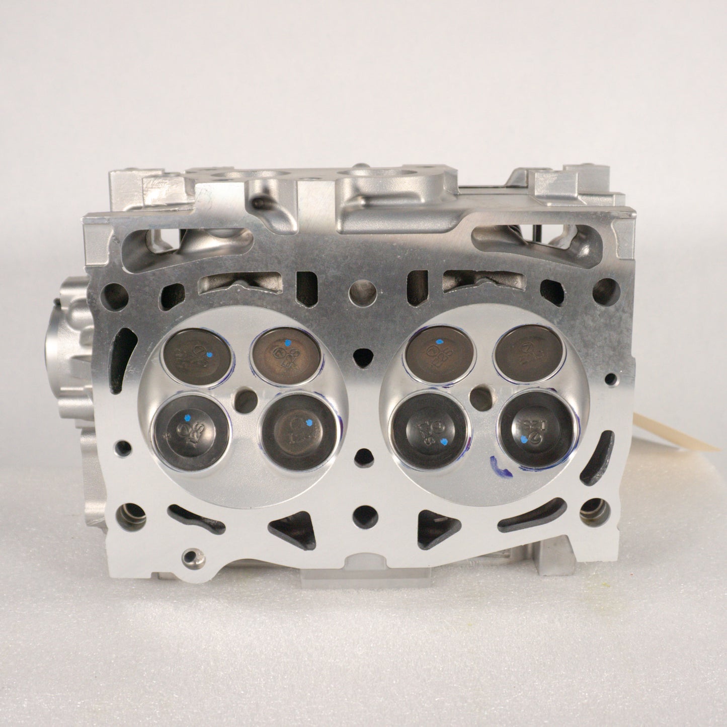 E25S Subaru EJ25 SOHC AVLS Cylinder Head (Right Side)