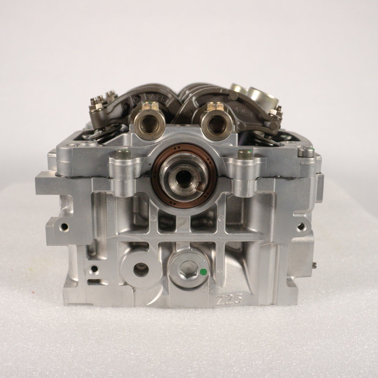 Z25 Subaru EJ25 SOHC Non-AVLS Cylinder Head RH